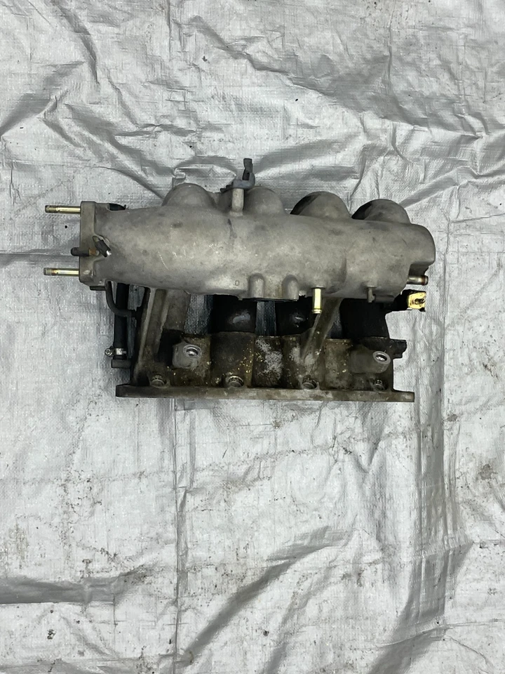 1990–1993 Mazda Miata MX-5 Intake Manifold OEM B61P‑13‑100D 90-93 - Image 2 of 4