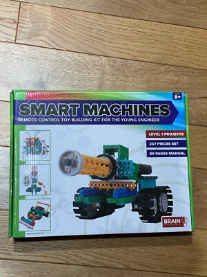Brain Crunch SM1702 Smart Machines Remote Control Toy Building Robot 237 Pieces