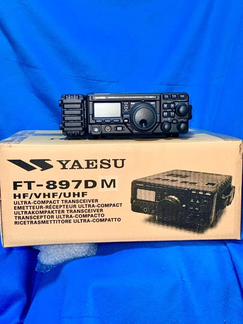 Yaesu FT-897DM HF VHF UHF 50W Transceiver Full Option Set FC-30