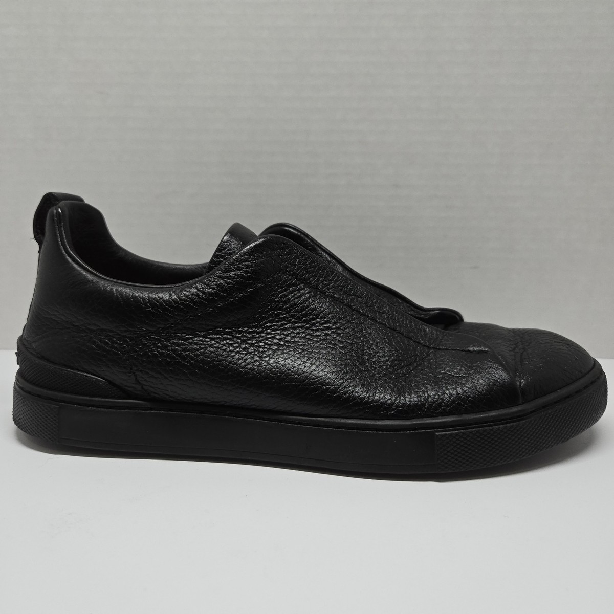 These are Ermenegildo Zegna fairly new. Black. Size 9 D Ermenegildo Zegna AW21: meet your new working-from-home suit  main image 4
