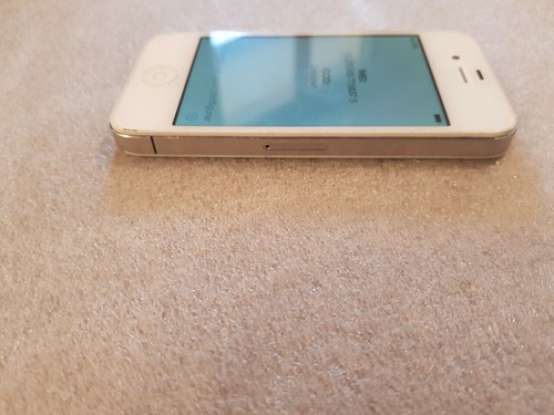 iPhone 4 Blanc Smartphone A1332 Désimlocké 8 GB écran arrière fissuré - Photo 3/9