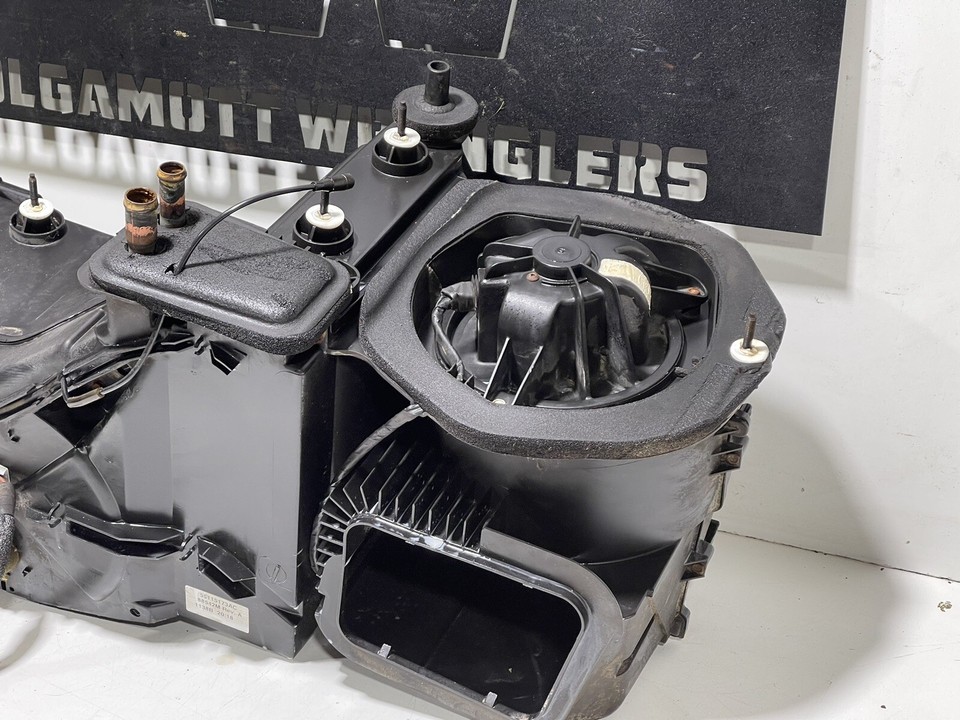 Heater Climate Control Unit Box Assembly 9798 Jeep Wrangler TJ NON A/C