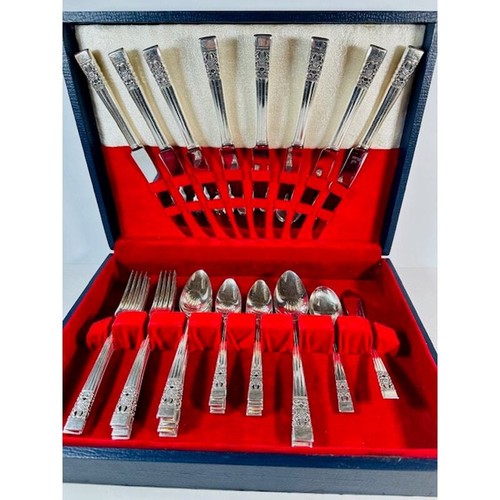 34 pc set Community Coronation Silverplate Flatware w/Chest eBay