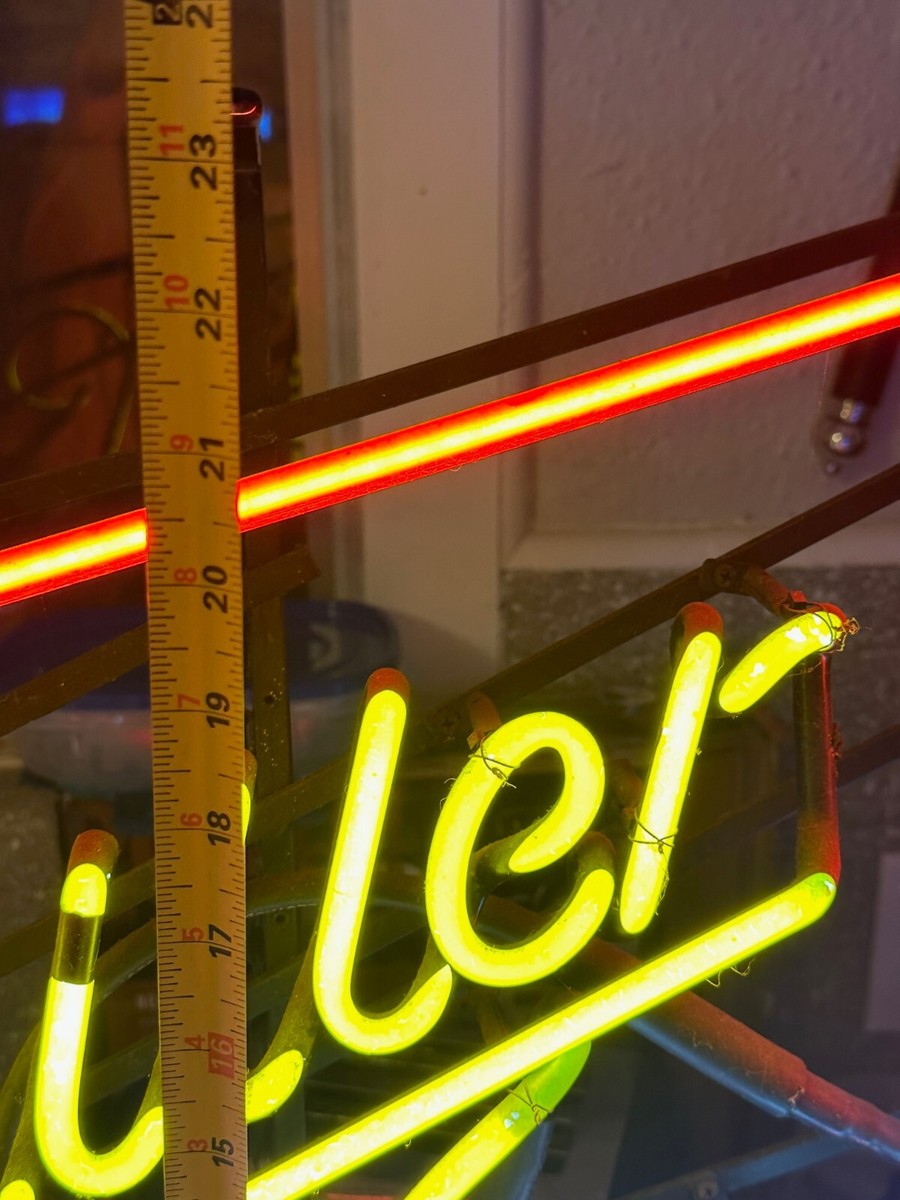 s-l1200.jpg s-l1200.jpg