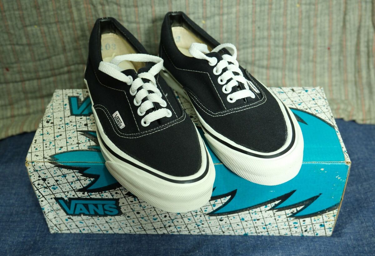 Vtg 1990s NOS Vans Style 95 Era Low Top Shoes Womens 8 N Vtg 1990s NOS Vans Style 95 Era Low Top Shoes Womens 8 N