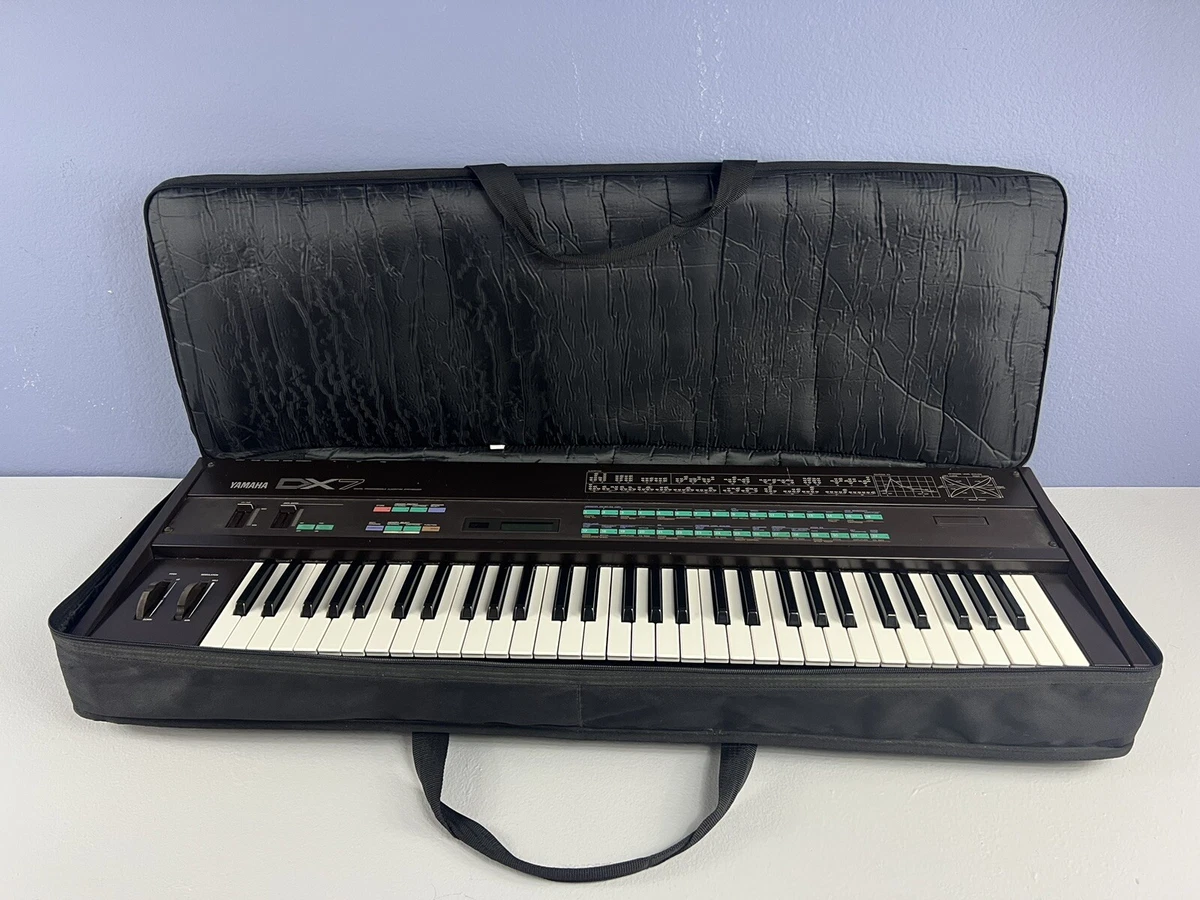 molekyle butiksindehaveren fløjl Orig Yamaha DX7 FM synthesizer + kaces bag & New battery | eBay molekyle butiksindehaveren fløjl Orig Yamaha DX7 FM synthesizer + kaces bag & New battery | eBay