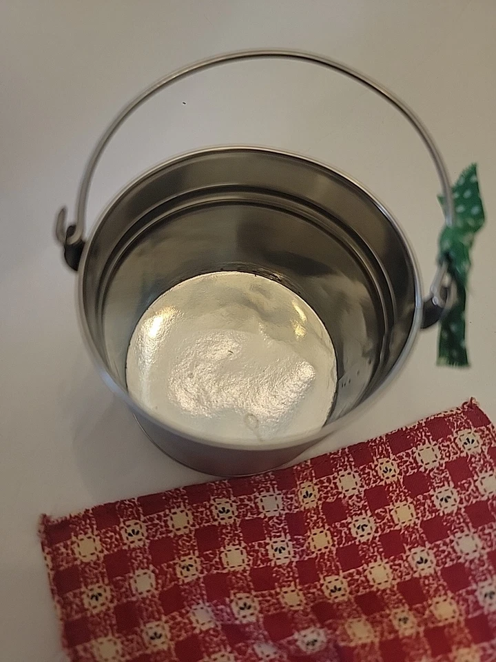 Juego de almuerzo American Girl Pleasant Company Addy cubo de hojalata servilleta para galletas Foto 2 de 2