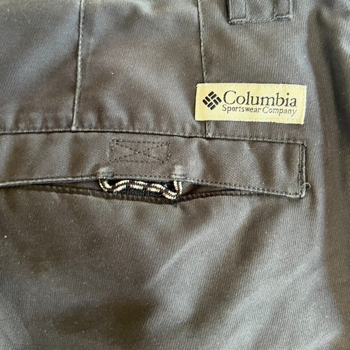 Columbia Men’s 34 Pleated Shorts 9” Inseam Golf, Hiking Excellent Used Condition - Picture 4 of 10