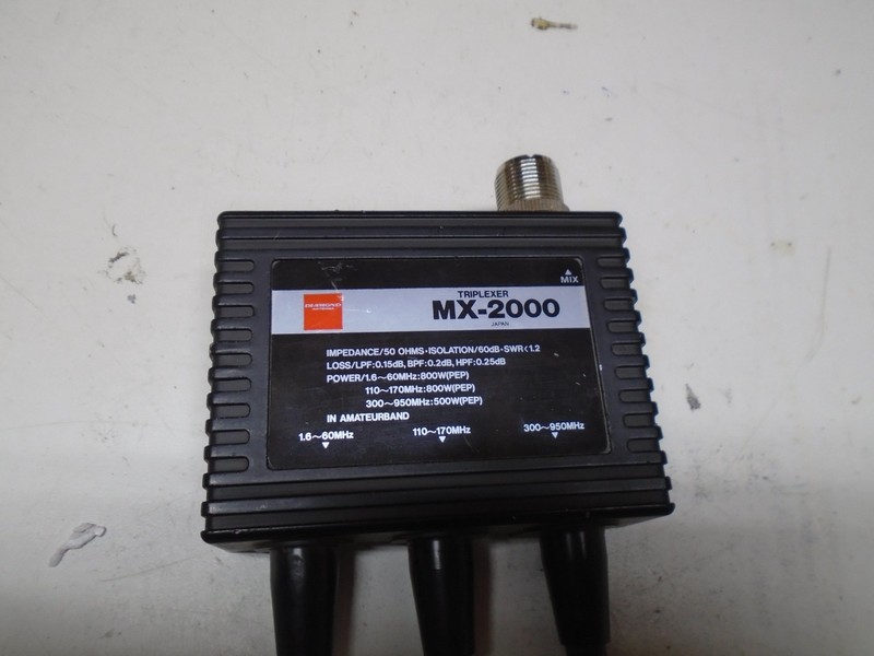 Diamond MX-2000 Triplexer HF/VHF/UHF 3-Port Antenna Combiner