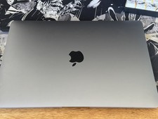 Apple MacBook Air 13in (8C CPU,8C GPU, 512GB SSD, M1, 16GB RAM) - Space Grey
