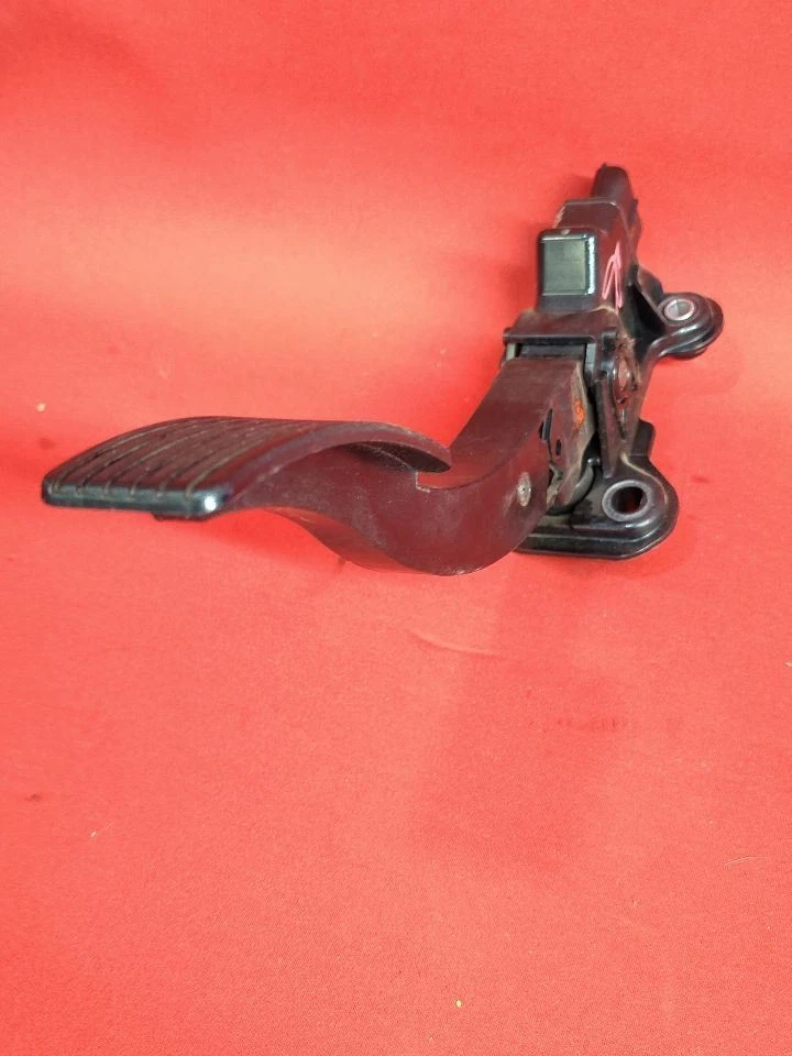 Педаль газа акселератора 2007-2020 Mopar Dodge Chrysler Jeep 4891585AE - Изображение 2 из 4