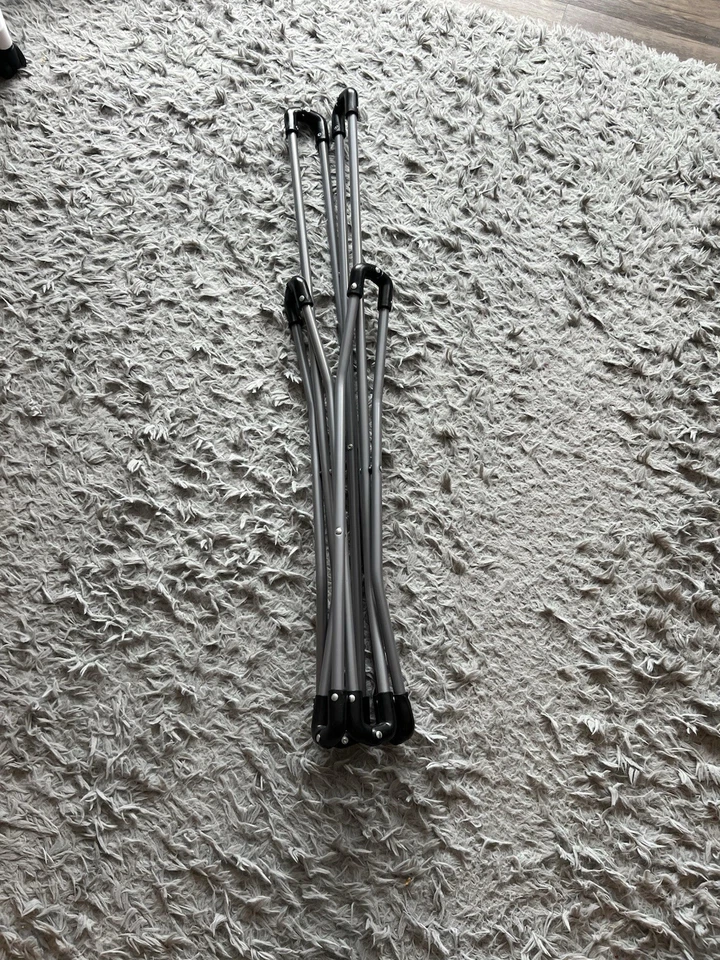 Кресло-бабочка Mainstays из искусственного меха для детей и подростков, серое - Изображение 2 из 4