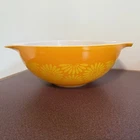 Vintage Pyrex #444 Orange Daisy/ Sunflower  4 Quart Cinderella Bowl