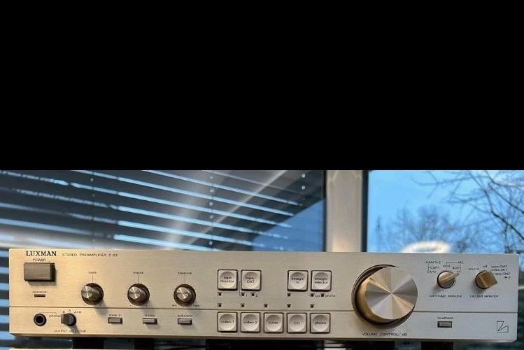 Luxman C-03 Highend Vorverstärker 2xPhono MM+MC 2xPreOut - Bild 2 von 4