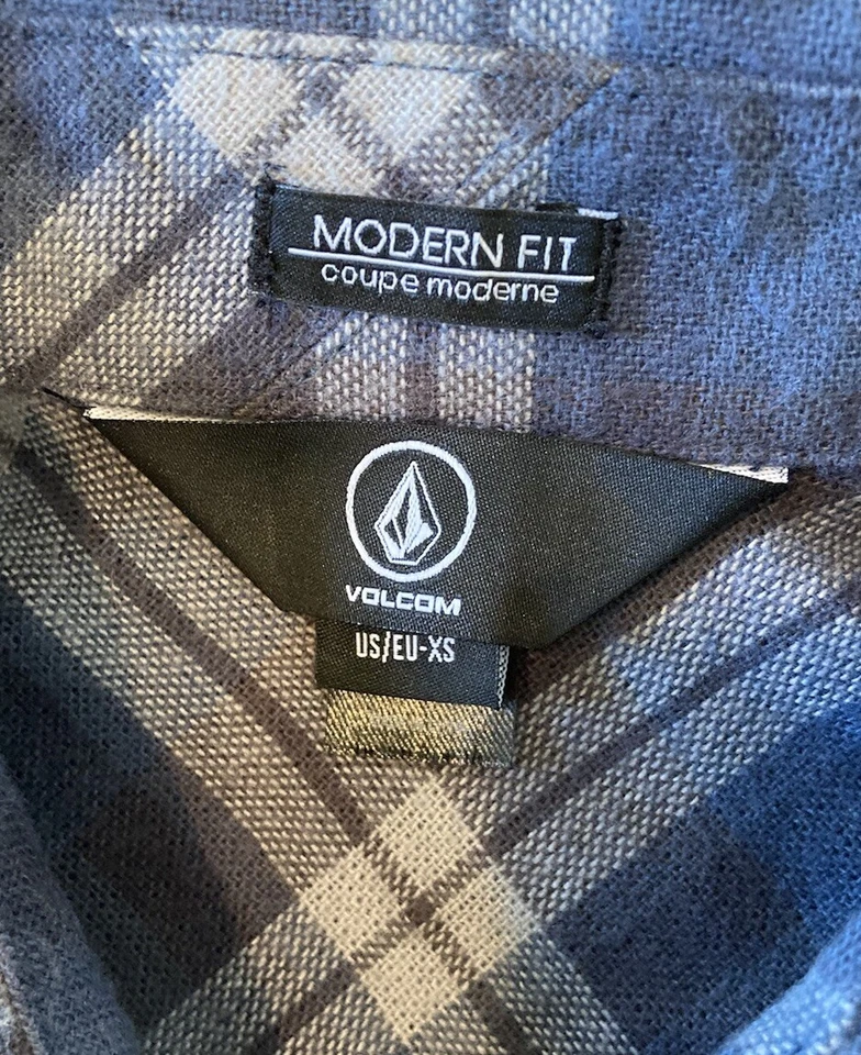 Volcom Men’s Check Button Up Shirt Size XS Blue B3 - Image 3 of 4