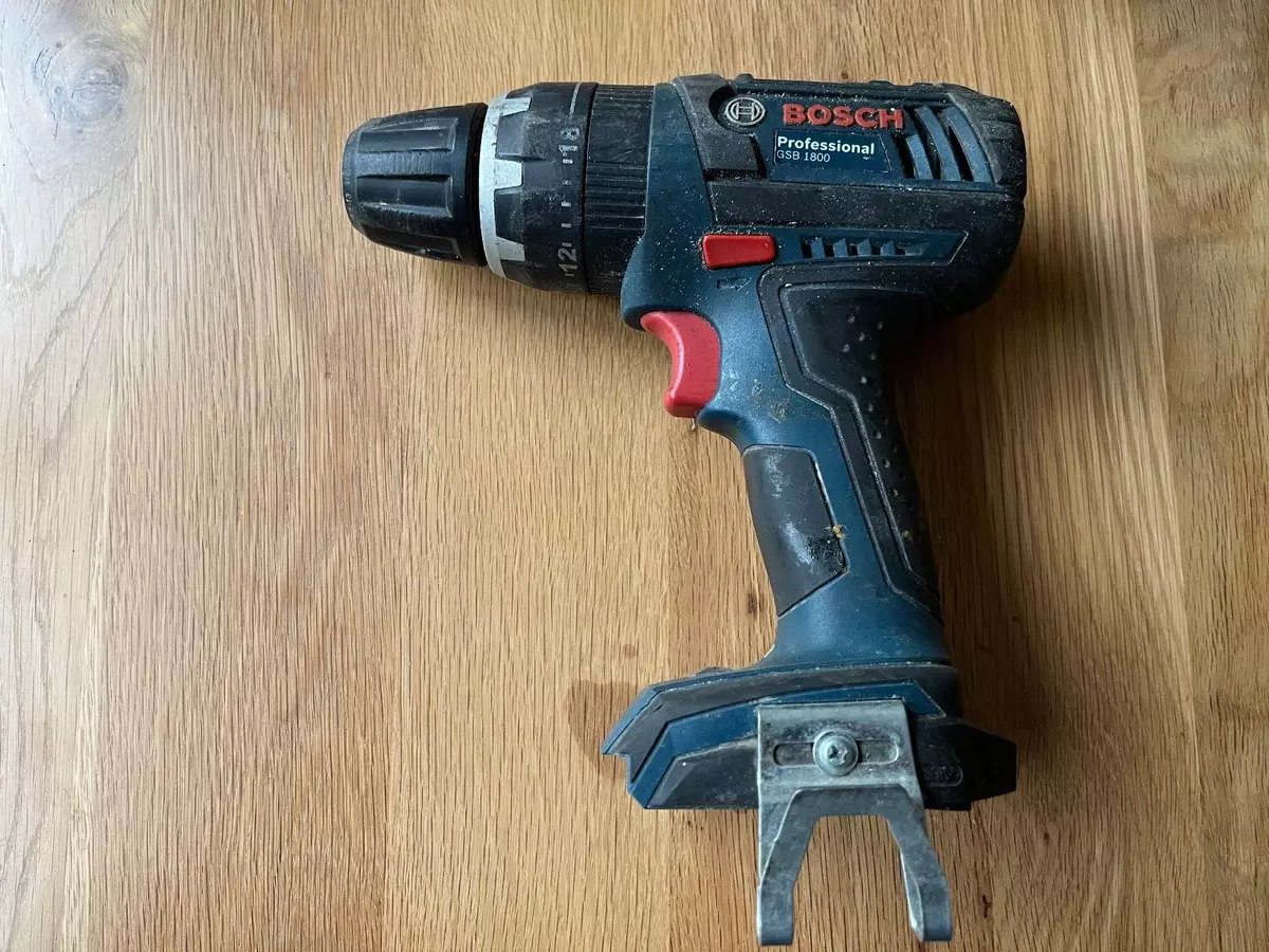 Bosch professional GSB 1800 18V Combi Drill. Body Only for SPARES