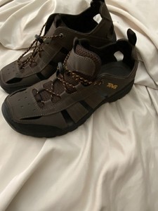 teva fisherman sandals
