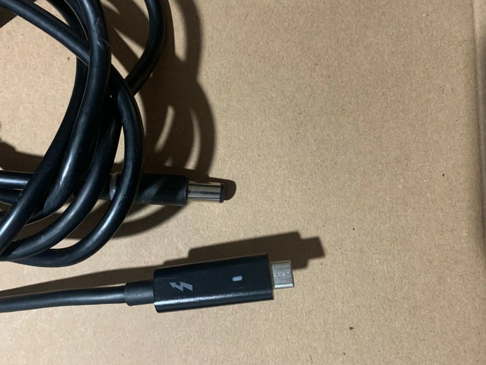 DELL K16A K16A001 USB-C THUNDERBOLT DOCKING STATION TB16 DELL 130W CHARGER - Image 2 of 4
