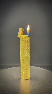 Rare Dunhill Rollagas long boy gold plated with square tartan pattern