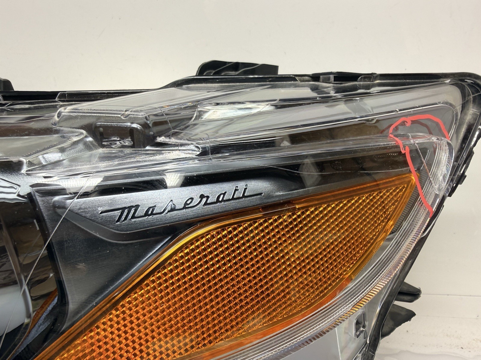 Maserati Levante 2017-2020 Left Headlight