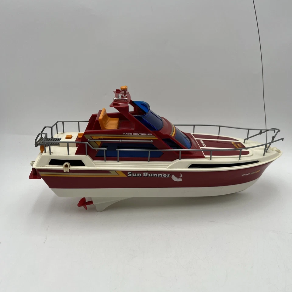 Nikko Radio Control Caribic Star RC Boat 1/20 Scale 27.145 MHz Vintage 1990 - Image 2 of 4