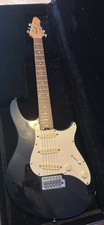 Black and white Peavey Adapter Plus Electric ...
