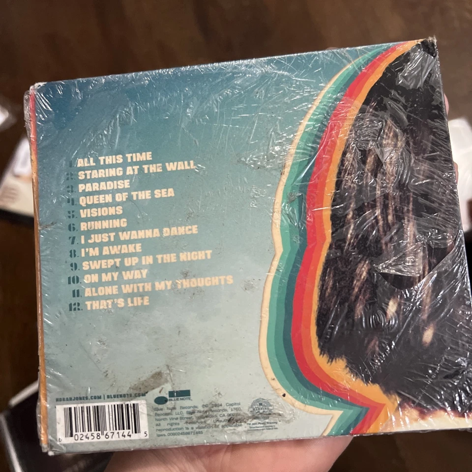 Visions by Jones, Norah (CD, 2024) - Image 2 of 2