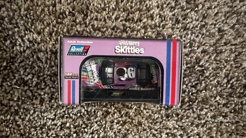 1999 Ernie Irvan #36 Wild Berry Skittles Pontiac Grand Prix NASCAR - Picture 2 of 2