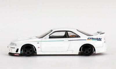 Nissan Skyline GT-R ミニカーセット Nissan Skyline GT-R (R34) NISMO CUSTOMIZED ホワイトパール