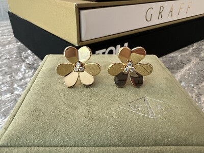 Van Cleef Arpels Pre-Owned Mint Frivole Earrings In YG