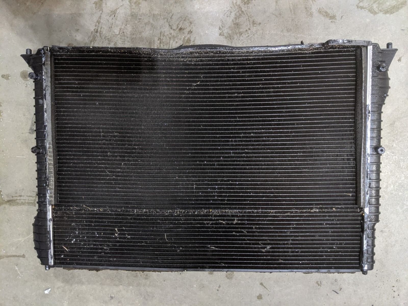 OEM 2004-11 Bentley Continental Gt Gtc & Flying Spur Coolant Radiator