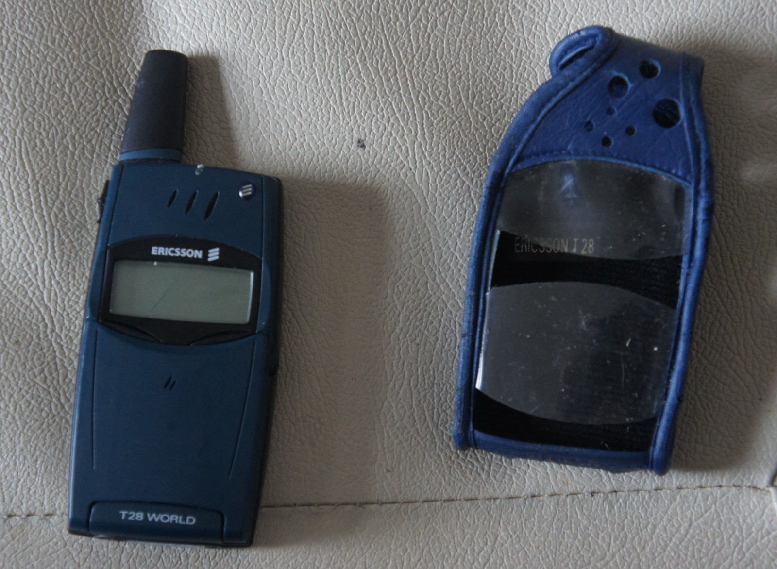 ericsson t28s 2g untested SPARES OR REPAIR