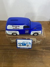 UK Kentucky Wildcats 1950 Ford Panel Truck '48 Champions 2000 Ertl DIECAST Bank