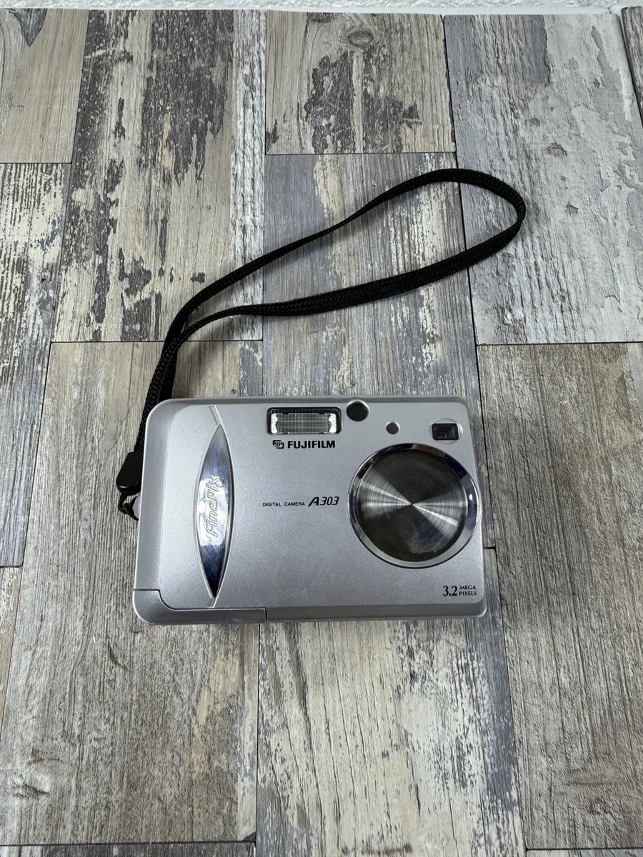 動作品 平成レトロ CCD Y2K FUJIFILM FinePix A303 Fuji Fujifilm Finepix A303 Digital Camera 2002 - YouTube