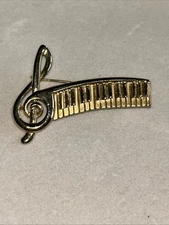 Signed AJC Treble Clef Note Music Piano Keyboard Pin Brooch Vintage