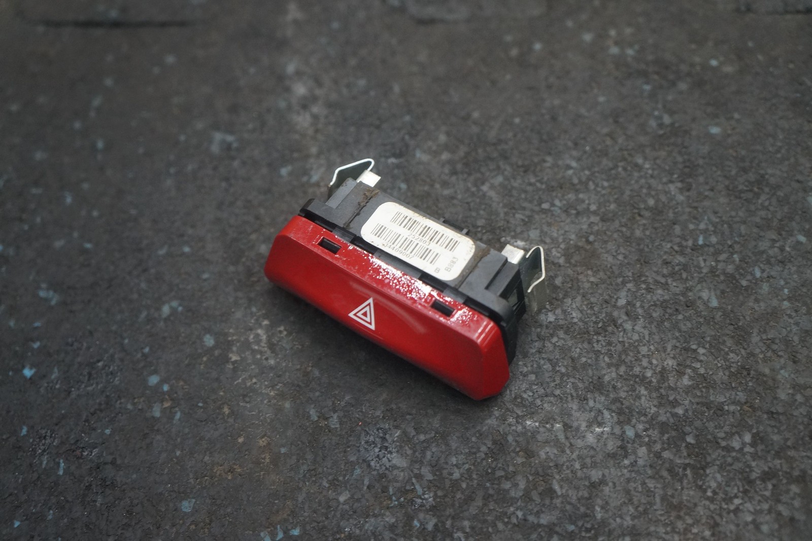 Emergency Hazard Warning Light Switch Button 252803 OEM Ferrari California 2010