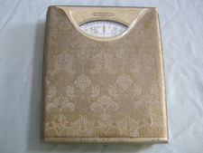 Great Retro Vintage Borg Gold Bathroom Scale, Hollywood Regency Glamour, Works