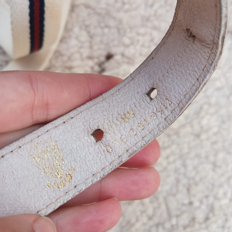 Cinto GUCCI Signature Web Canvas dourado com fivela de bloqueio listra branca tamanho 85 - Imagem 3 de 4