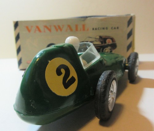 Mak's Plastic 1950's Vanwall Formula 1 Grand Prix Racing Car Model Hong Kong - 第 5/12 張圖片