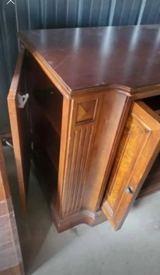 Consola de entretenimiento de plasma Ethan Allen Townhouse Collection MSG 4 FLETE Foto 4 de 4