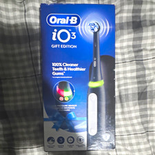 Oral-B iO3 Oscillating Electric Toothbrush Black, Timer, Pressure Control, Case