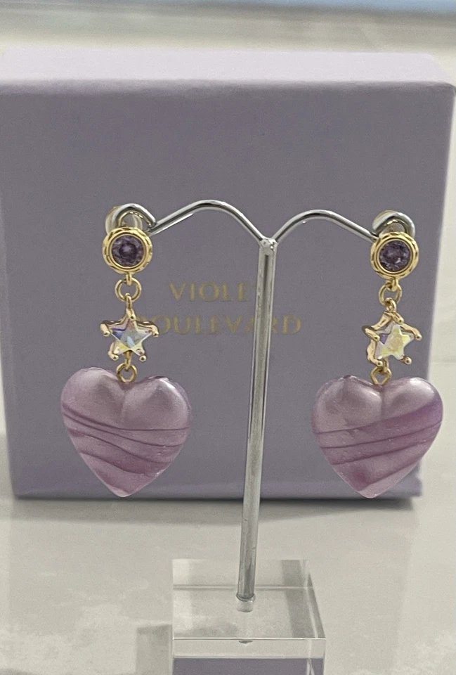 Yellow Gold Filled Earrings Ft. C/Z And Swarovski And Vintage Acrylic Pearl Foto 3 de 4