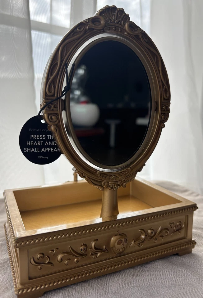 Bath & Body Works Disney Villanos Reina Malvada Espejo Mágico Cuidado Corporal Bandeja Luz Foto 3 de 4