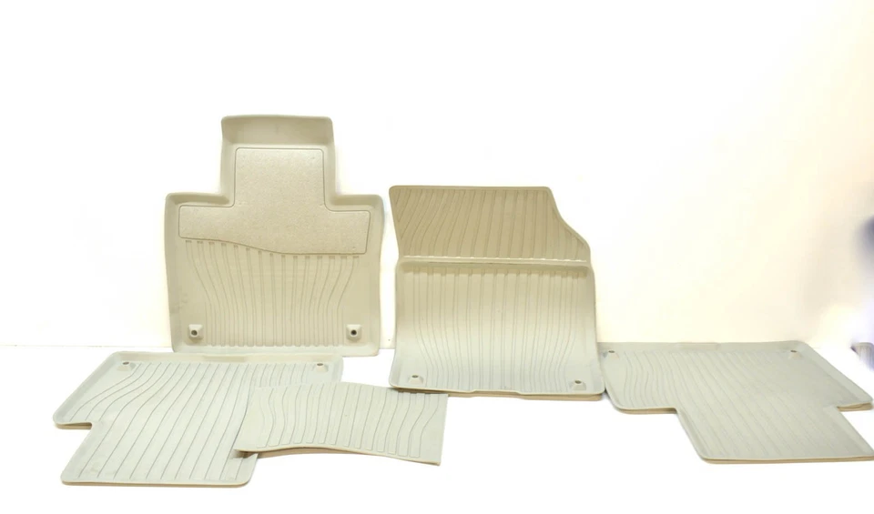 VOLVO XC90 MK2 Rubber Floor Blond Mats Set LHD 32338451 NEW GENUINE - Image 2 of 4