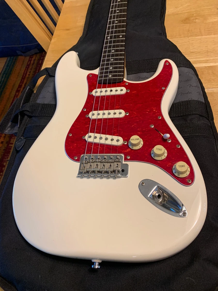 Squier Pro Tone Strat 1996 Olympic White Fender gig bag pro