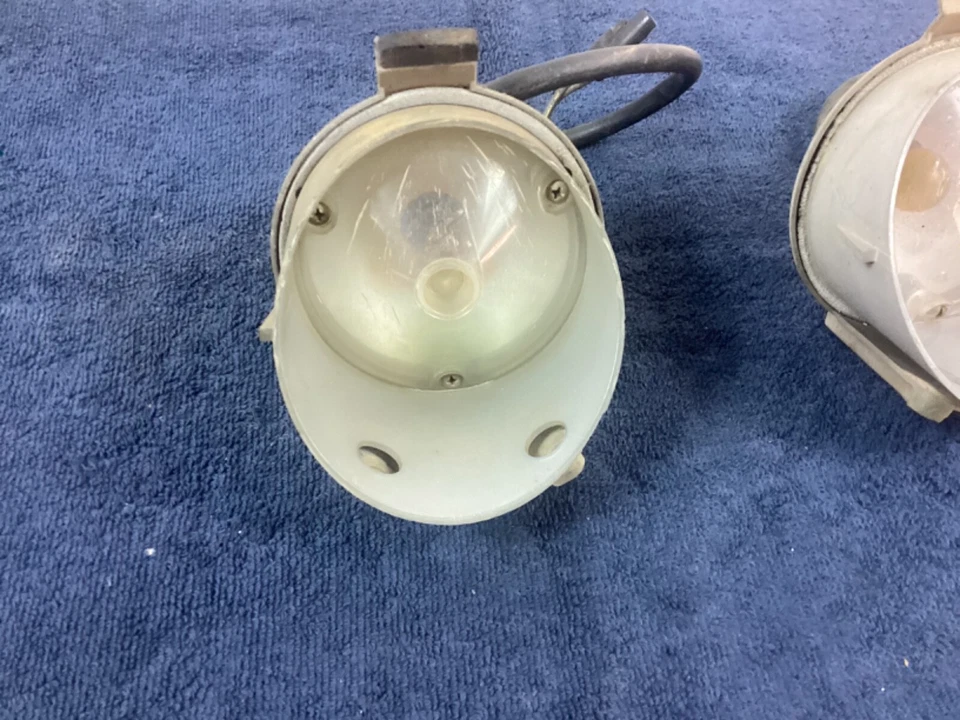 70 luces de señal de giro originales Plymouth Roadrunner GTX Foto 2 de 4