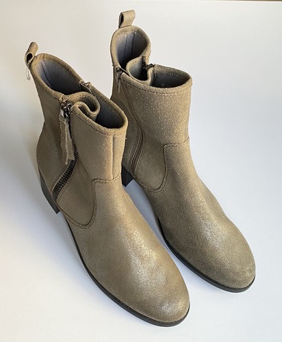 clarks nevella devon