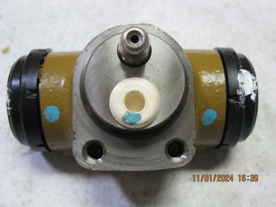 Drum Brake Wheel Cylinder Rear ACDelco 172-1517 18060172 - Image 2 of 4