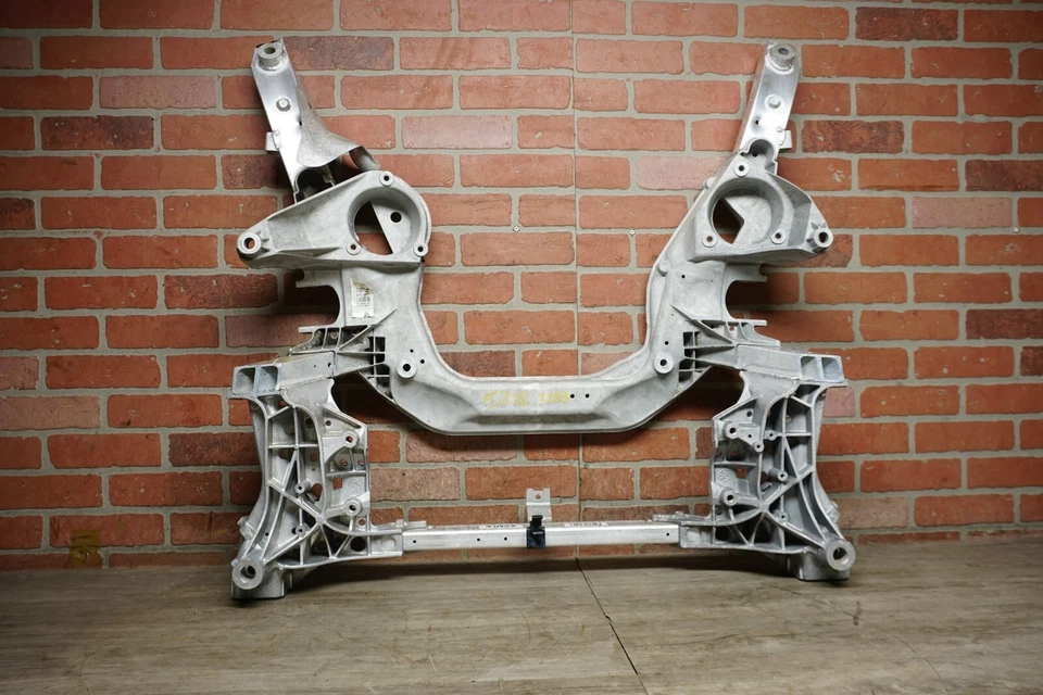 2012-2016 BMW 528I XDRIVE F10 2.0L AWD ПЕРЕДНЯЯ ПОДСТАВКА ДВИГАТЕЛЯ ПОПЕРЕЧНЫЙ ЭЛЕМЕНТ 119K OEM - Изображение 2 из 4