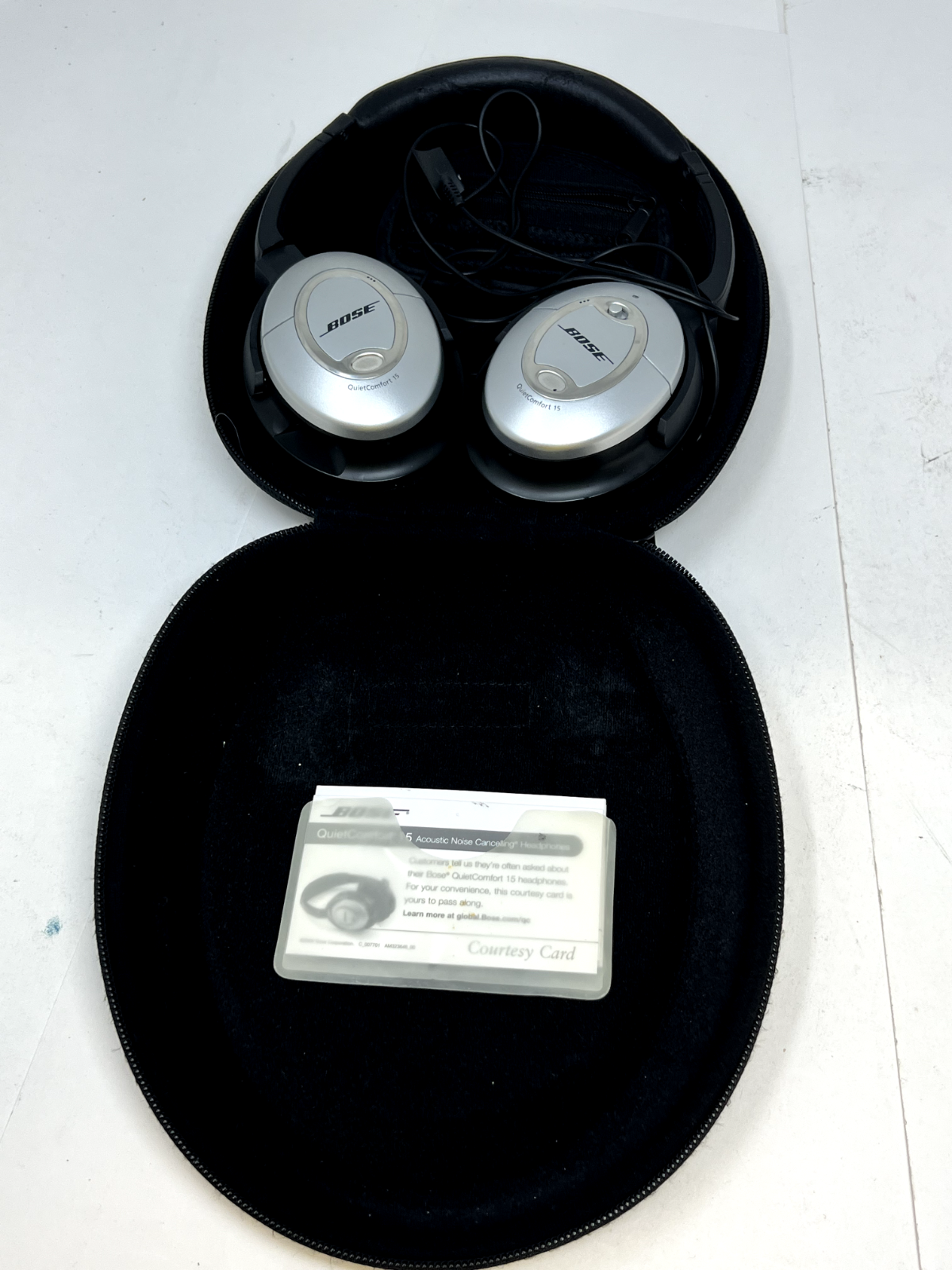 Bose QC15 QuietComfort 15 Limited Edition Black Wired Over-ear Headphones-image